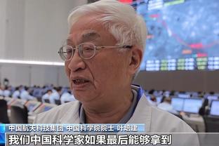 字母哥：季中锦标赛赋予了比赛更多意义 有机会拿另一个奖杯很棒